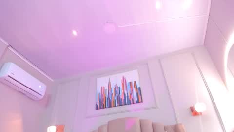   online show from December 21, 10:30 am