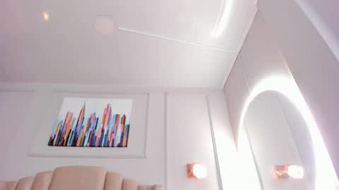   online show from November 15, 10:16 am