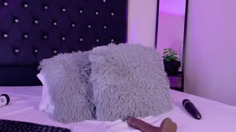 Billie online show from September 27, 9:11 pm