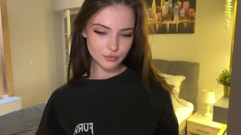 birkin_ online show from June 2, 6:42 pm