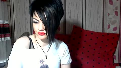 black_hot_01 online show from March 7, 4:13 am