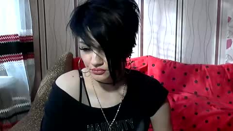 black_hot_01 online show from February 10, 7:36 am