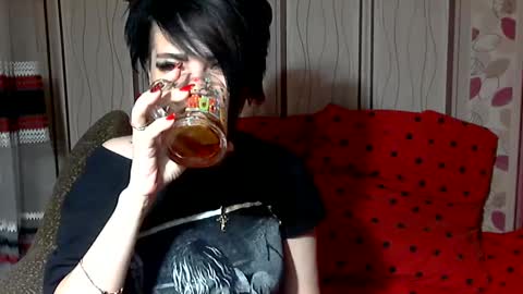 black_hot_01 online show from December 31, 12:21 am