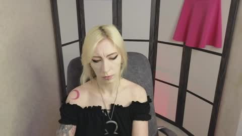 Emily online show from June 11, 8:22 am