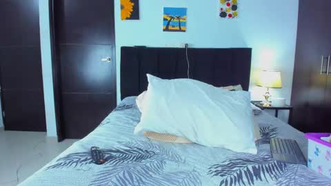 black_treassure online show from March 1, 1:22 am