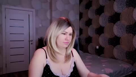 blackeyes11 online show from February 24, 2:17 am