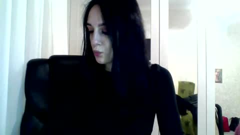 Ivy online show from January 18, 11:55 pm