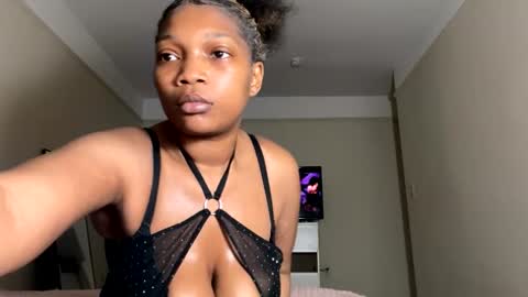 blairebubbly online show from March 29, 3:38 am