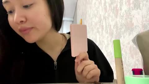 Mila online show from March 1, 7:52 am