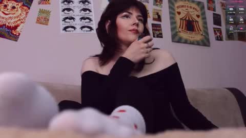 Britney online show from February 15, 12:26 pm