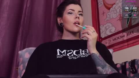 Britney online show from March 1, 4:44 pm