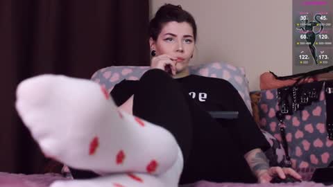 Britney online show from December 5, 5:50 pm