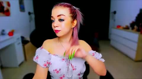 Nicole online show from January 16, 8:43 am