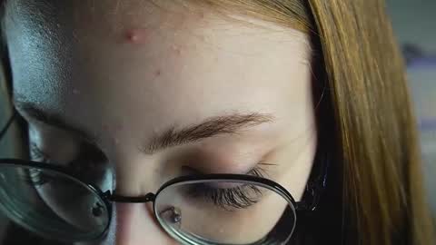  LiLy online show from October 17, 3:48 pm