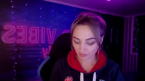 Meryem online show from October 15, 7:05 pm