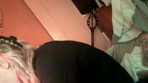 Gia  online show from March 4, 3:11 am