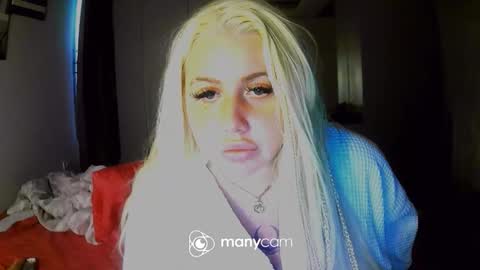 blondedolltia online show from October 24, 7:59 am
