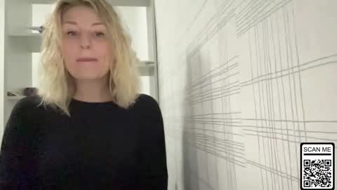 blondie_xoxoxo online show from November 3, 6:28 am
