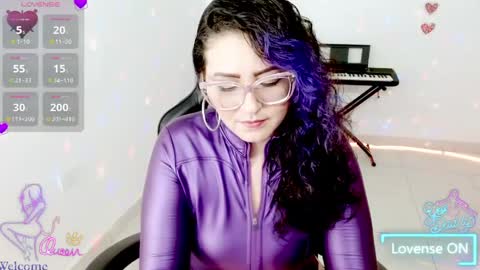 susan  online show from April 25, 4:59 am