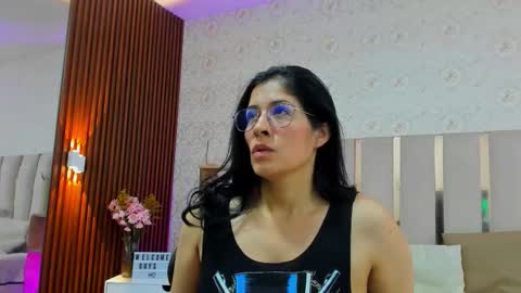 blue_tay1 online show from September 14, 2:26 pm