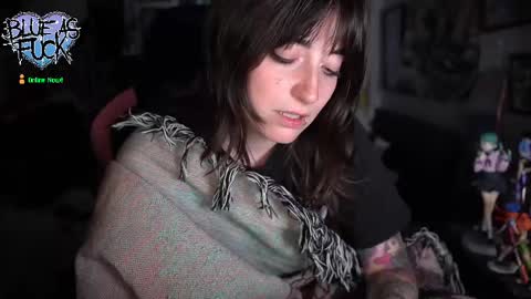 Blue online show from September 23, 3:48 am