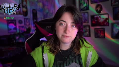 Blue online show from December 3, 2:56 am