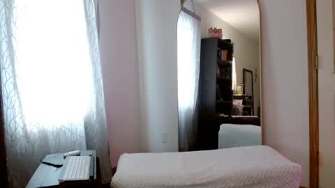 BombshellBaeby online show from April 8, 11:07 pm