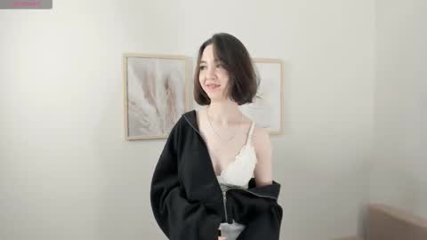 Bondicca online show from October 4, 1:17 pm