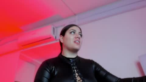 Bonnie  online show from April 10, 11:16 am