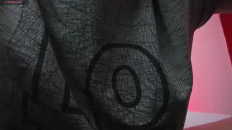 Bonnie Help me reach 500 likes online show from February 17, 11:33 pm