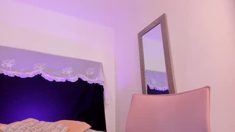   online show from November 14, 11:49 pm