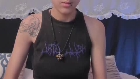   online show from February 12, 11:40 am