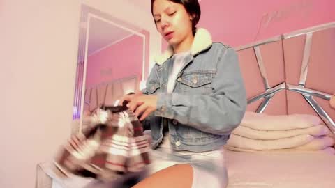 Bonnie  online show from January 5, 12:21 pm