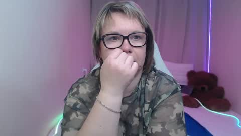 bonnnyboobsy online show from May 9, 12:18 pm