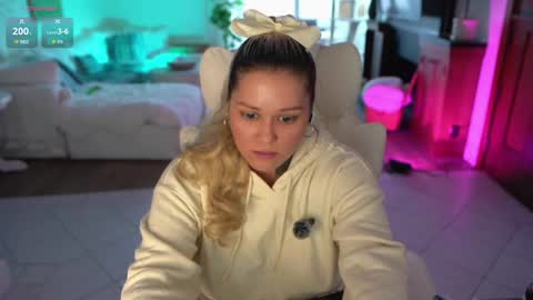 Miley online show from October 15, 12:46 am