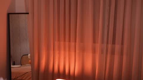 boootyfrytti online show from October 30, 9:05 pm