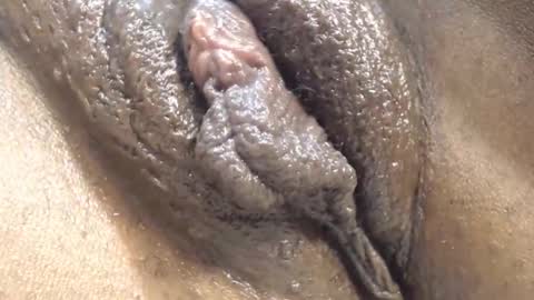 bootybounce4 online show from September 12, 1:06 am