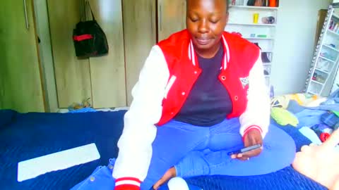 vee online show from January 10, 10:50 am