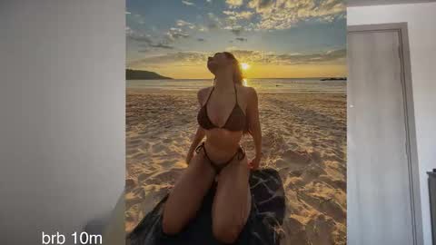 Lana  online show from February 9, 3:20 am