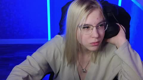 Belle  online show from January 12, 2:24 am