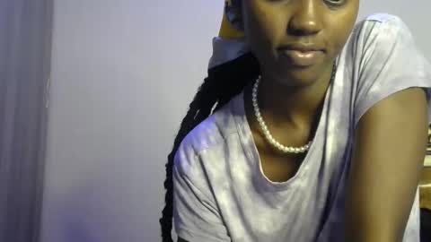 breelia online show from October 1, 3:22 am