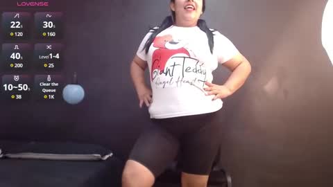 Brenda  online show from February 13, 11:50 am