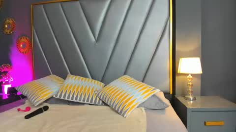 Brenda Time Schedule 0600 - 1400 GMT-5 online show from February 19, 10:56 am