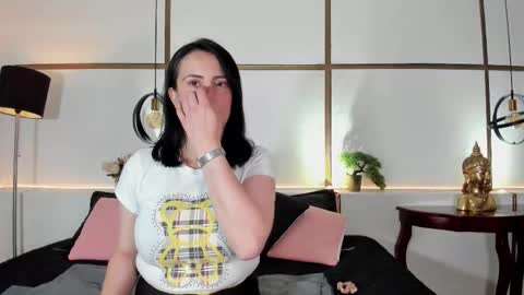 MeganBeaked online show from October 9, 12:31 pm