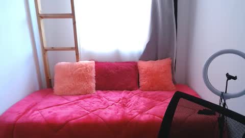 brendasantos_77 online show from October 2, 2:00 pm