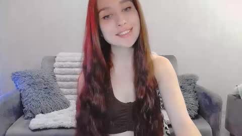 bri_fox online show from March 27, 7:47 pm