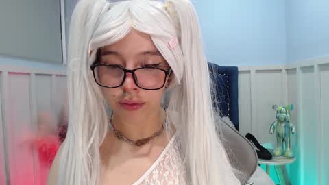 Bri online show from January 29, 11:35 pm