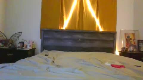 Brianna Bills online show from February 13, 4:00 am