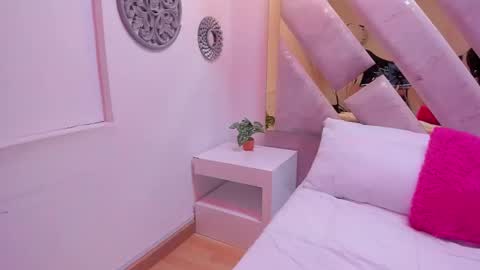 Brianna  online show from October 22, 12:32 pm