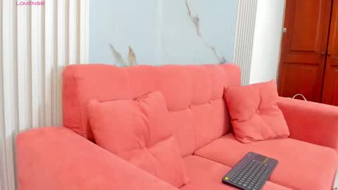    online show from September 26, 12:25 pm